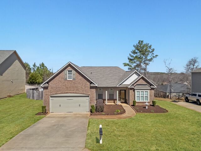 Photo of 205 Silver Hawk Drive Photo of 205 Silver Hawk Drive
