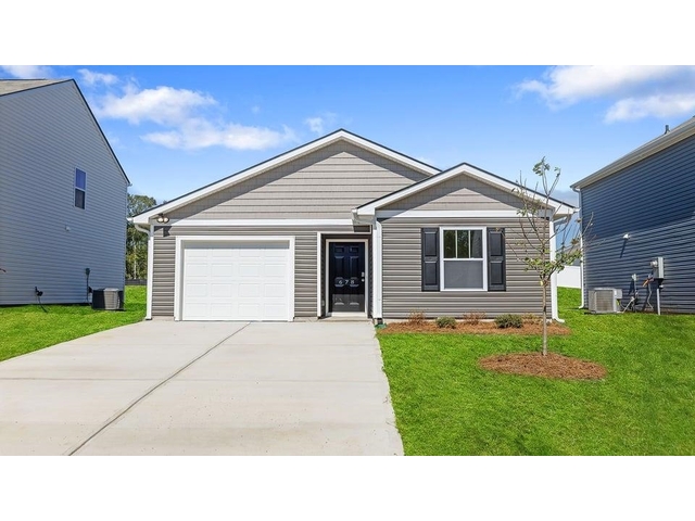 Photo of 678 Evaleigh Street