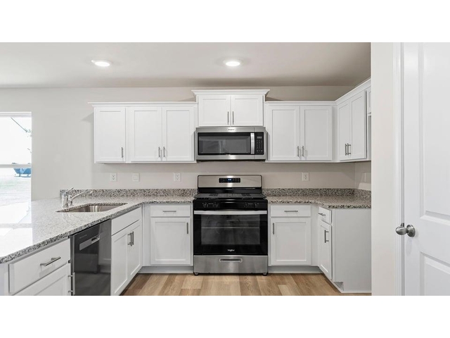 Photo of 678 Evaleigh Street