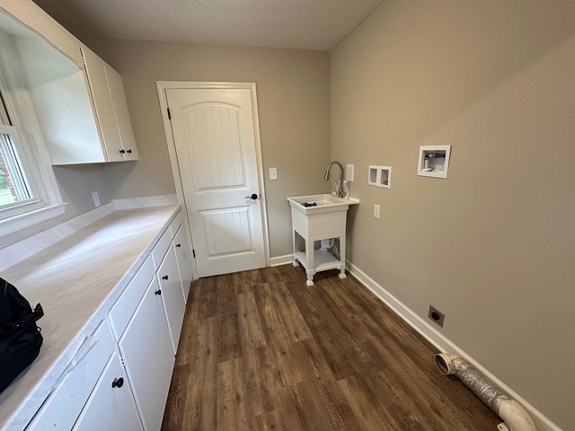 Photo of 6005 Highway 11