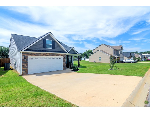 Photo of 834 John Weaver Trace