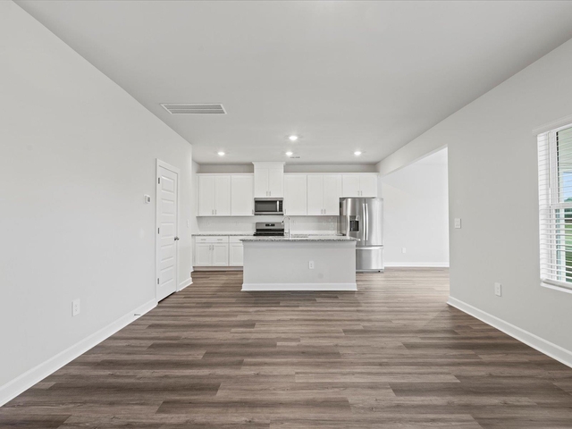 Photo of 706 Whitebark Drive