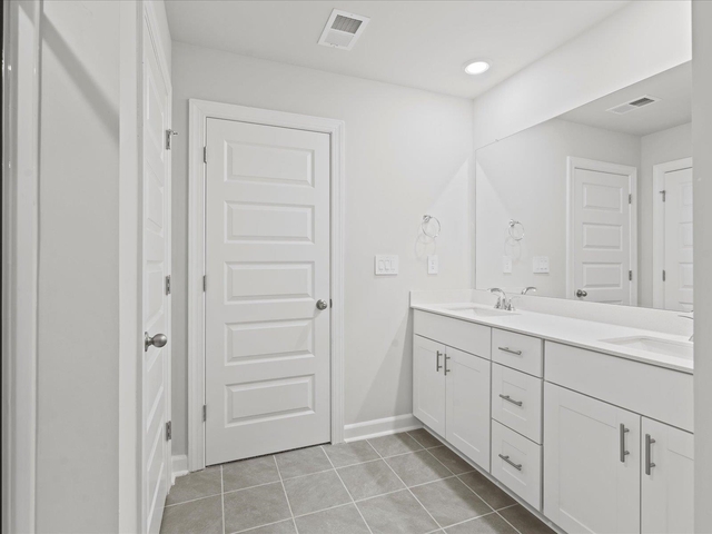 Photo of 706 Whitebark Drive