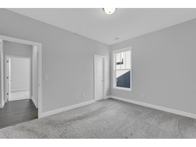 Photo of 285 Foxbank Circle Photo of 285 Foxbank Circle