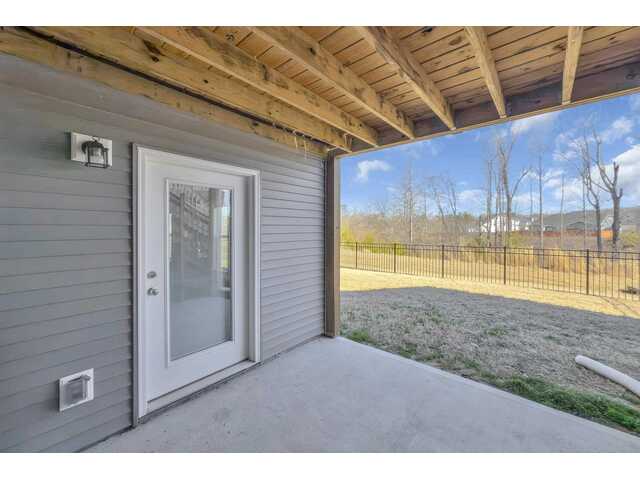 Photo of 285 Foxbank Circle Photo of 285 Foxbank Circle