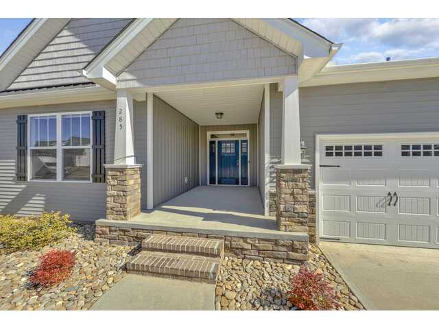 Photo of 285 Foxbank Circle Photo of 285 Foxbank Circle