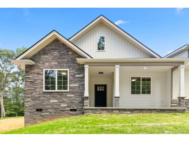 Photo of 3135 E Croft Circle Photo of 3135 E Croft Circle