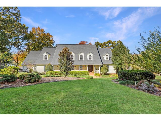 Photo of 317 E Killarney Lake