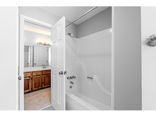 Photo of 317 E Killarney Lake