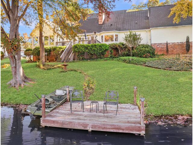 Photo of 317 E Killarney Lake