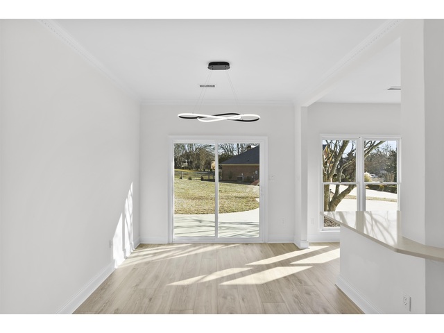 Photo of 225 Georgetown Court