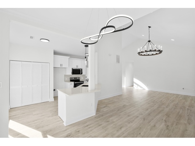 Photo of 225 Georgetown Court