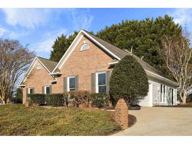 Photo of 225 Georgetown Court