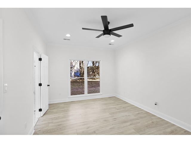 Photo of 225 Georgetown Court