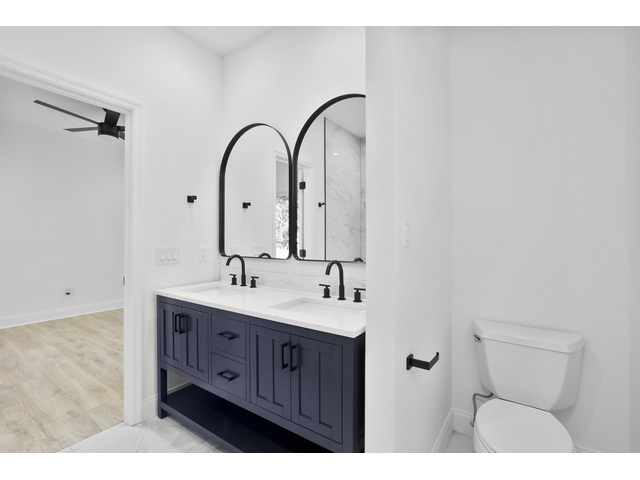 Photo of 225 Georgetown Court