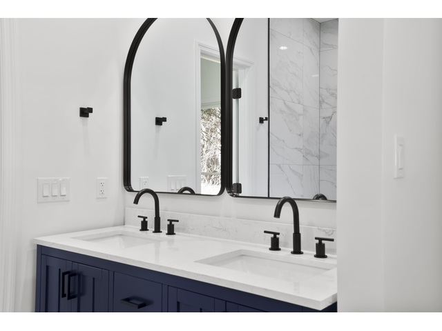 Photo of 225 Georgetown Court