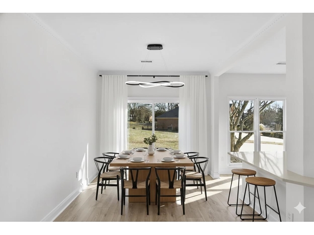 Photo of 225 Georgetown Court