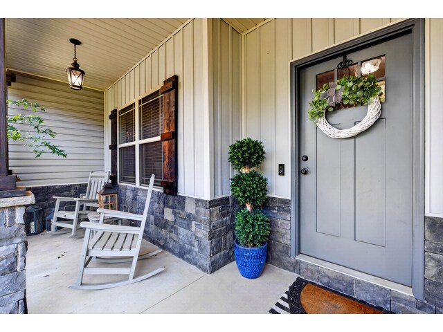 Photo of 953 Hanging Rock Road