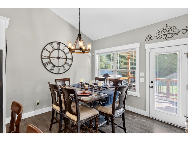 Photo of 953 Hanging Rock Road