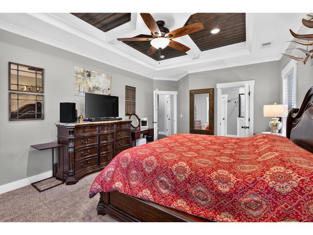 Photo of 953 Hanging Rock Road