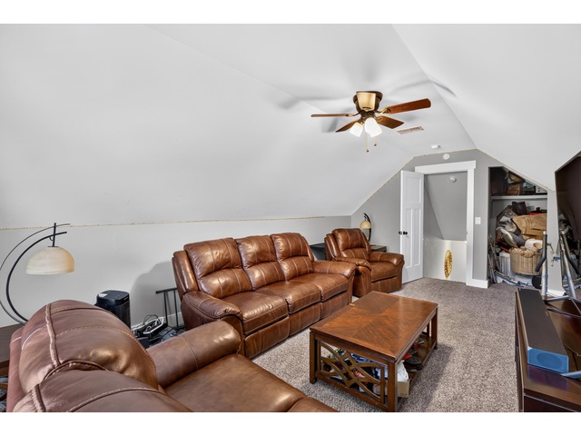 Photo of 953 Hanging Rock Road
