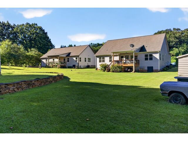 Photo of 953 Hanging Rock Road