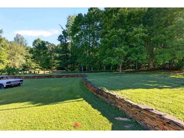 Photo of 953 Hanging Rock Road