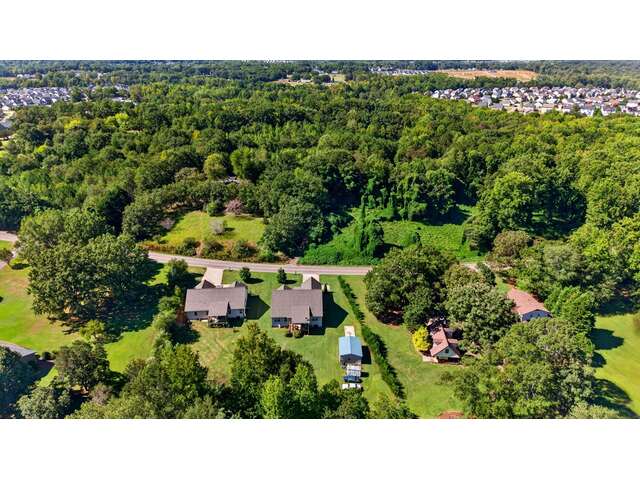 Photo of 953 Hanging Rock Road
