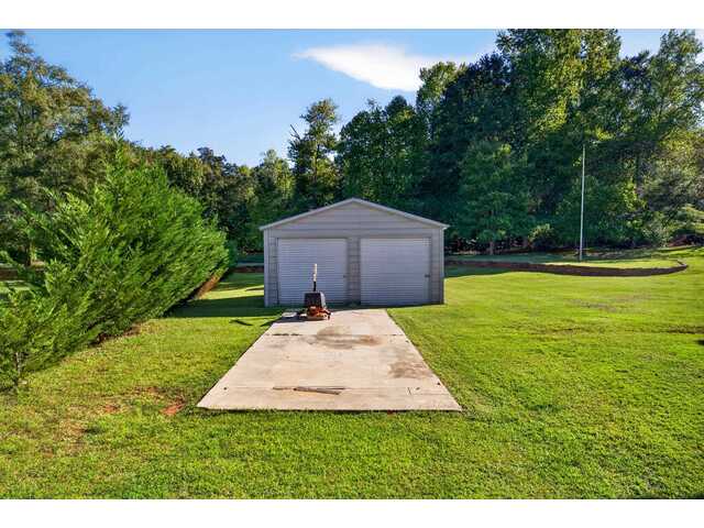 Photo of 953 Hanging Rock Road