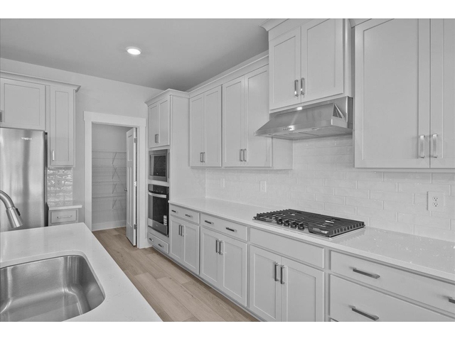 Photo of 302 Allingham Road