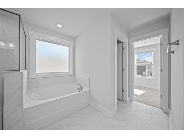 Photo of 302 Allingham Road