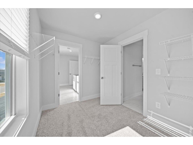 Photo of 302 Allingham Road