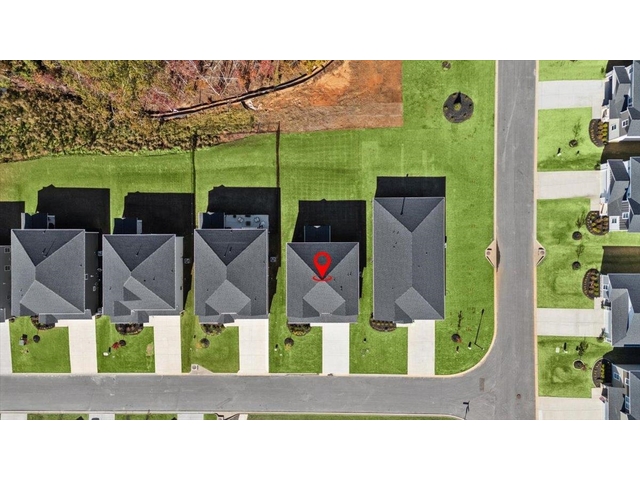 Photo of 302 Allingham Road