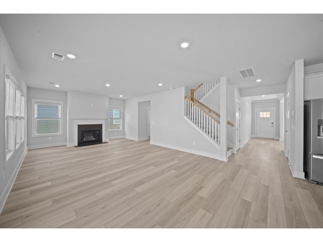 Photo of 302 Allingham Road