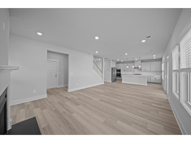 Photo of 302 Allingham Road