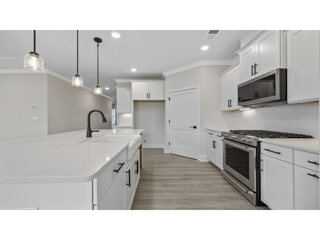 Photo of 410 Fiery Road