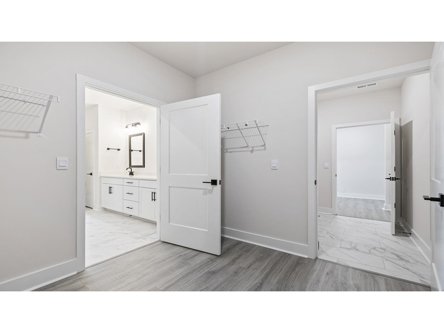 Photo of 410 Fiery Road