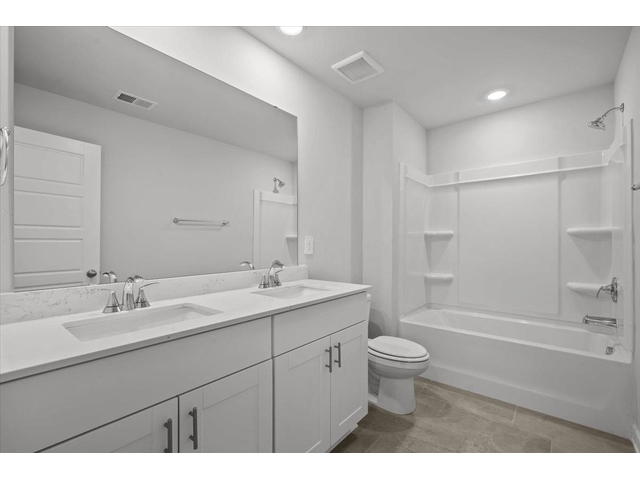 Photo of 579 Ward Wilson Trail