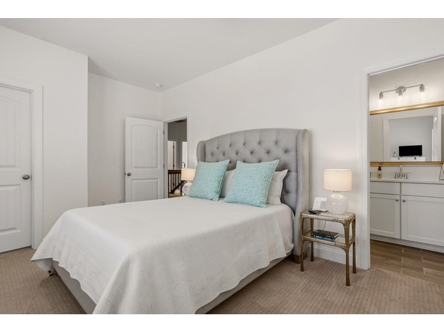 Photo of 290 Morgan Silver Drive