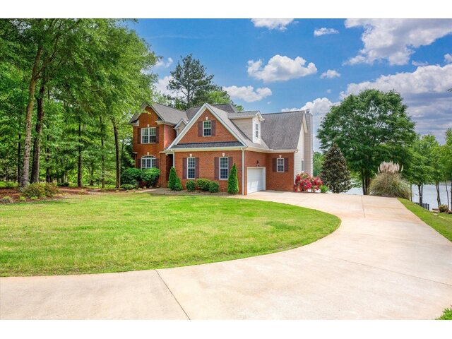 Photo of 611 Star Drive