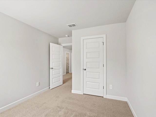 Photo of 120 Arrow Court Photo of 120 Arrow Court