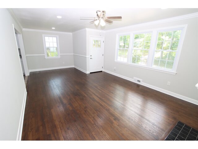 Photo of 516 Pennwood Drive Photo of 516 Pennwood Drive