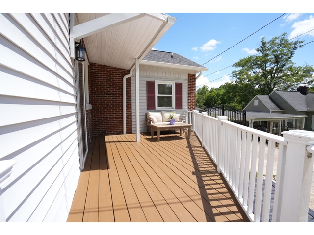 Photo of 906 College Drive