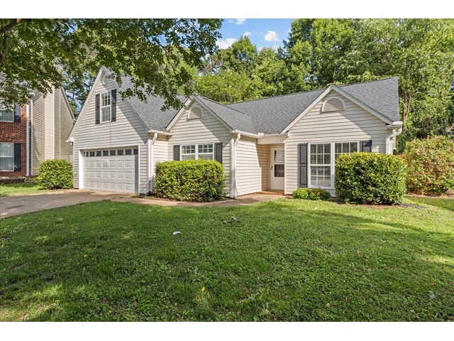 Photo of 267 W Pheasant Hill Drive Photo of 267 W Pheasant Hill Drive