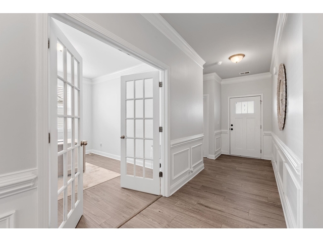 Photo of 704 Ridgeville Crossing Drive
