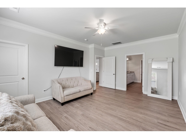 Photo of 704 Ridgeville Crossing Drive