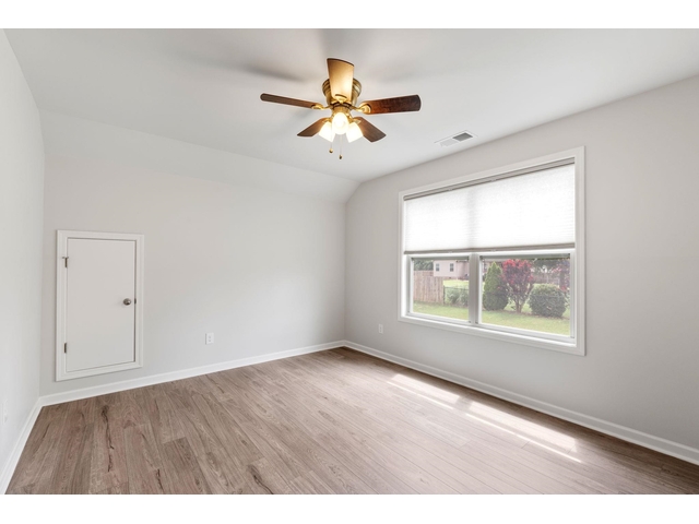 Photo of 704 Ridgeville Crossing Drive