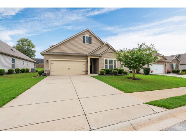 Photo of 704 Ridgeville Crossing Drive