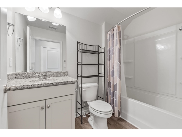 Photo of 704 Ridgeville Crossing Drive