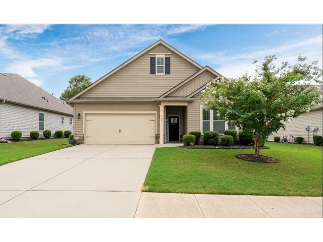Photo of 704 Ridgeville Crossing Drive
